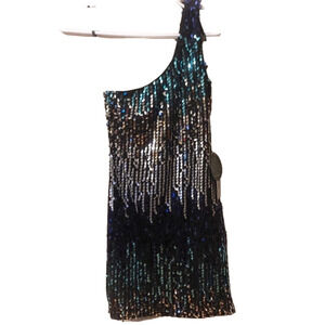 ⭐️ Love Reign Sequins Dress
